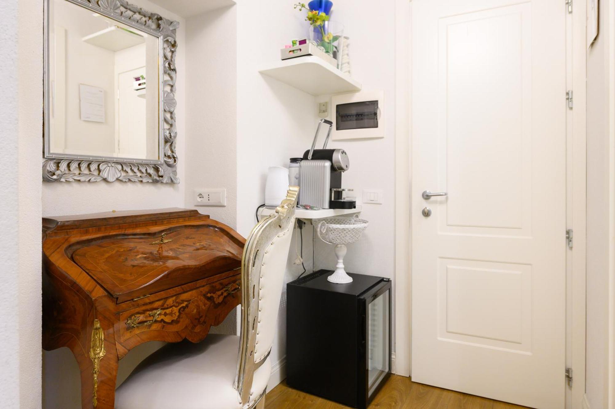Domus Spagna Frattina Roma Habitación foto